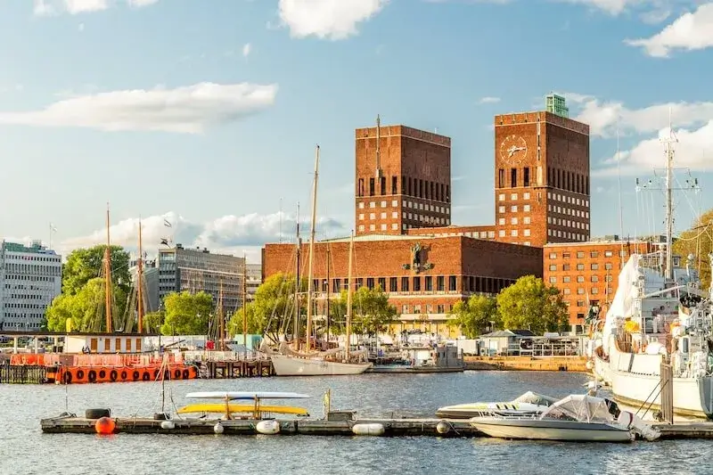Białe noce Norwegia kiedy?