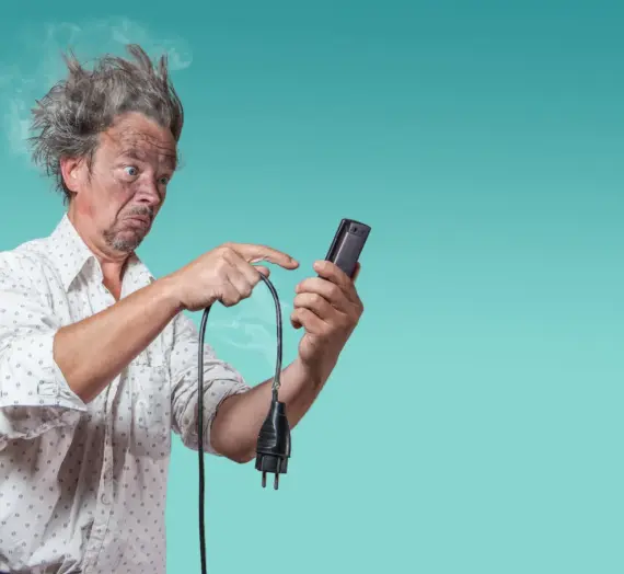 Ile zarabia elektryk z własną działalnością?