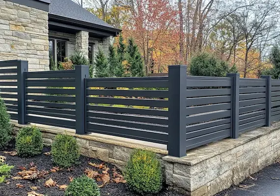 Stalowe ogrodzenie z Polski