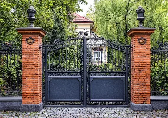 Polnische Gartenzäune